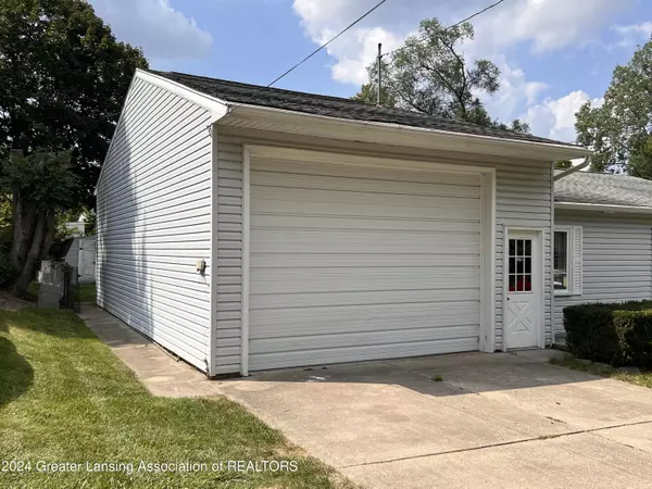 Lansing, MI 48910,4642 Kessler Drive, Lansing, MI 48910