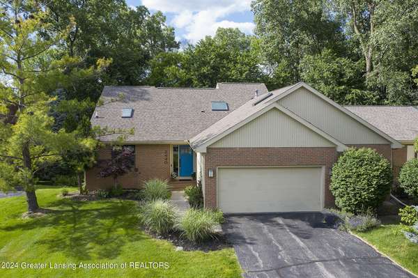 2440 Emerald Lake Drive, East Lansing, MI 48823, East Lansing, MI 48823