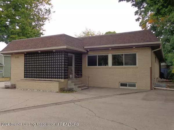 Holt, MI 48842,2132 Cedar ST