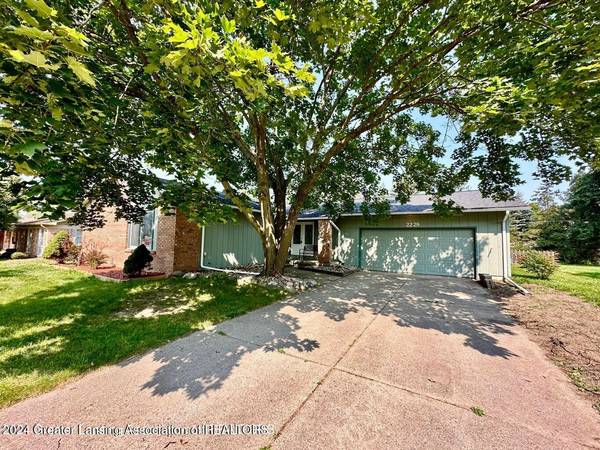 2228 Tamarack Drive, Okemos, MI 48864, Okemos, MI 48864