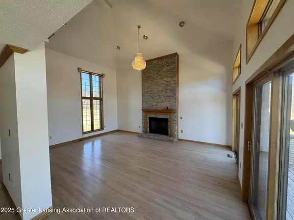 Haslett, MI 48840,14109 Warner RD