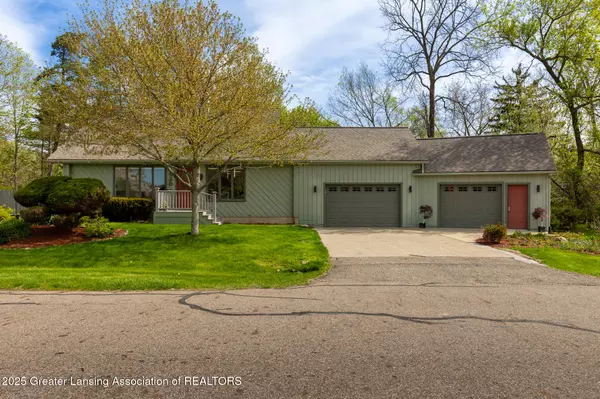 Lansing, MI 48917,4530 Bittersweet LN