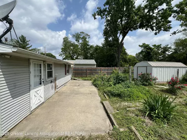 Lansing, MI 48911,4219 Richmond ST