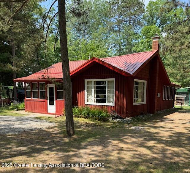 5947 James ST, Oscoda, MI 48750