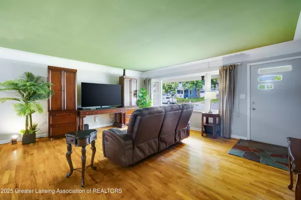 Lansing, MI 48912,425 S Holmes ST