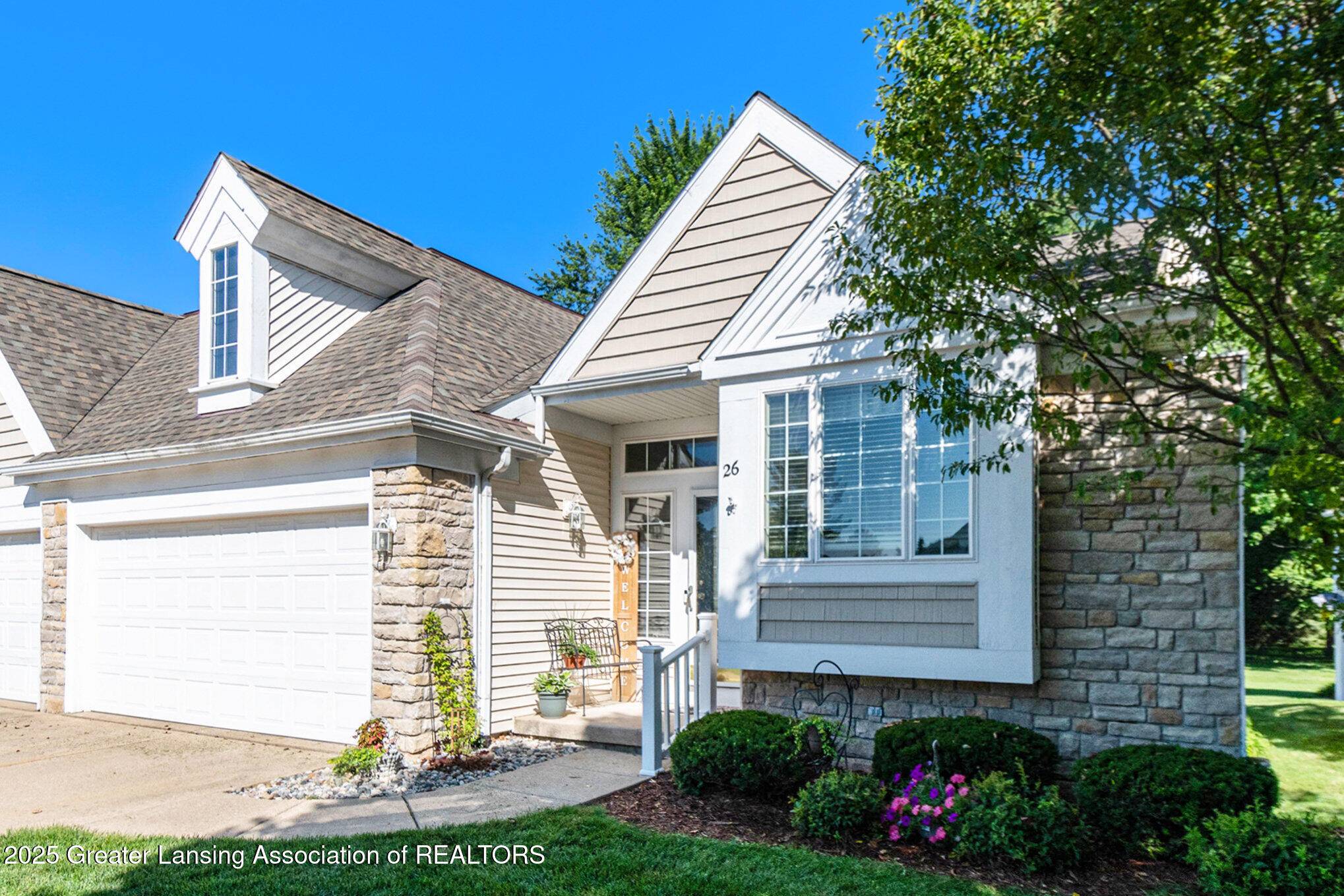 26 Aviemore DR, Mason, MI 48854