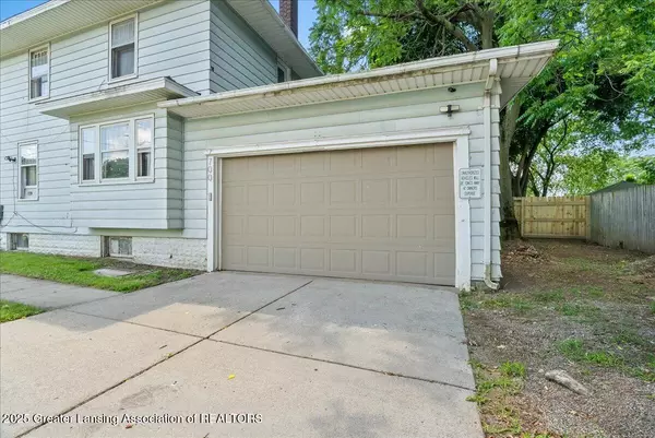 Lansing, MI 48912,700 S Pennsylvania AVE