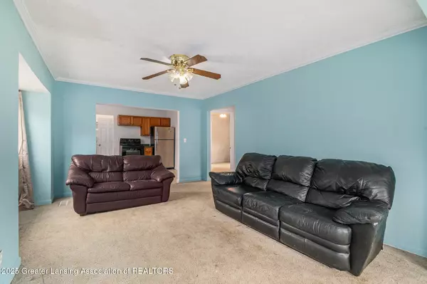 Lansing, MI 48906,1523 Downey ST