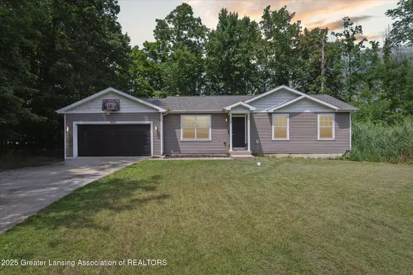 4930 N Campers TRL, Perrinton, MI 48871