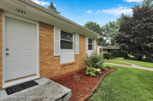 Holt, MI 48842,1554 Huntshire DR