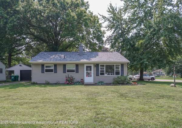 4669 Richard ST, Holt, MI 48842