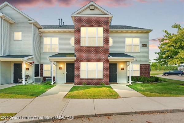 12967 Townsend DR #711, Grand Ledge, MI 48837