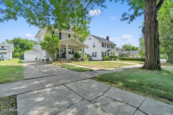 Lansing, MI 48915,826 N Verlinden AVE