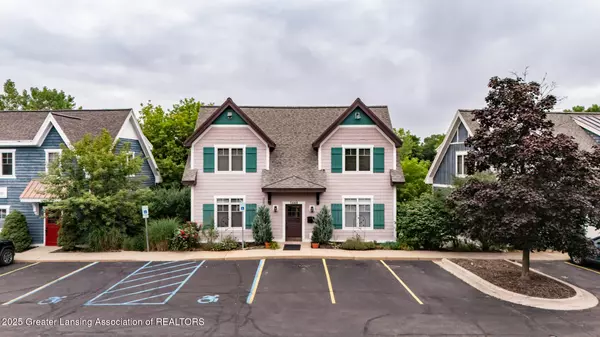 3448 E Lake Lansing RD, East Lansing, MI 48823