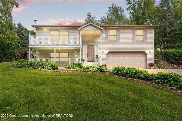 3500 Brandy LN, Olivet, MI 49076