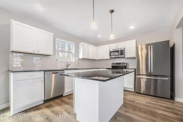 Eaton Rapids, MI 48827,605 Muirfield DR