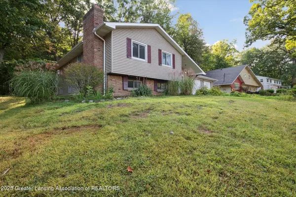 Dewitt, MI 48820,1007 E Geneva DR