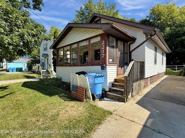 Lansing, MI 48910,2217 Teel AVE