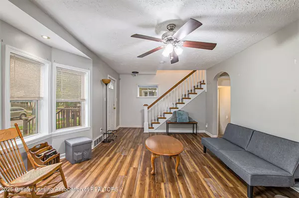 Lansing, MI 48912,613 Clifford ST