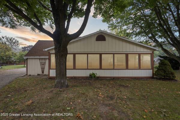 508 W 3rd ST, Charlotte, MI 48813
