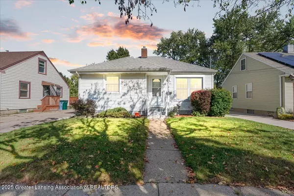 1404 Kelsey AVE, Lansing, MI 48910