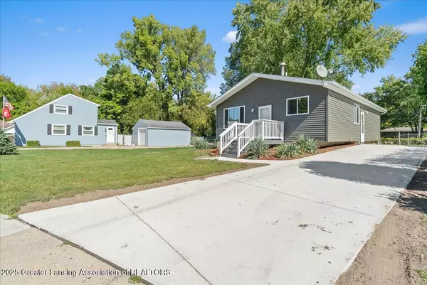 Lansing, MI 48911,3131 Maloney ST