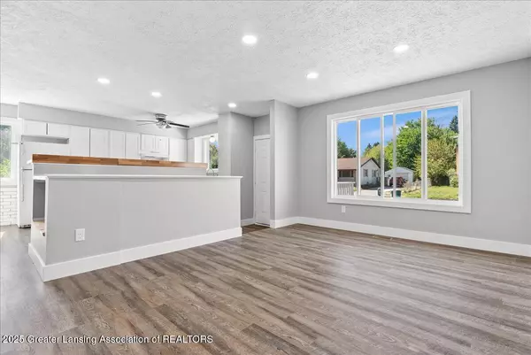 Lansing, MI 48911,3131 Maloney ST