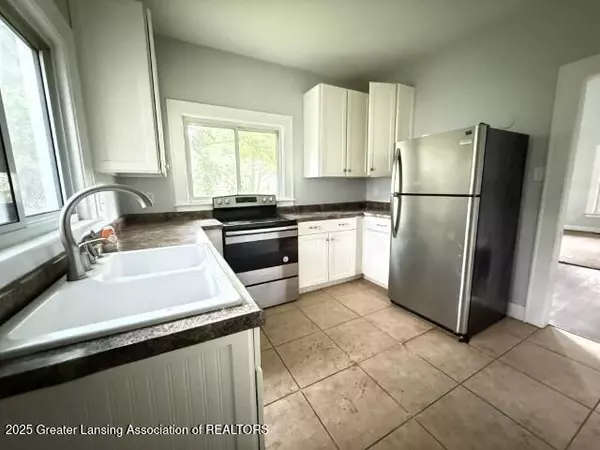 Lansing, MI 48915,1338 Glenrose AVE