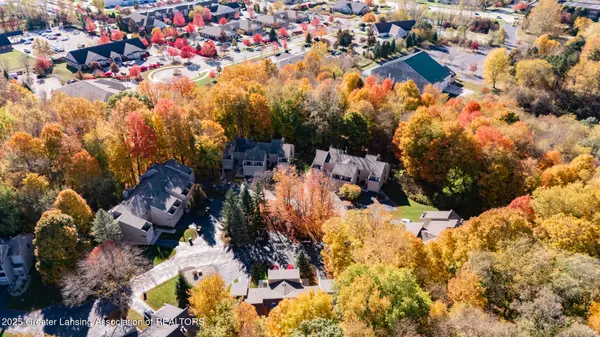 Okemos, MI 48864,3633 East Meadows CT