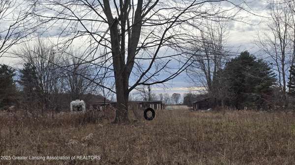 26452 E Baseline HWY, Charlotte, MI 48813