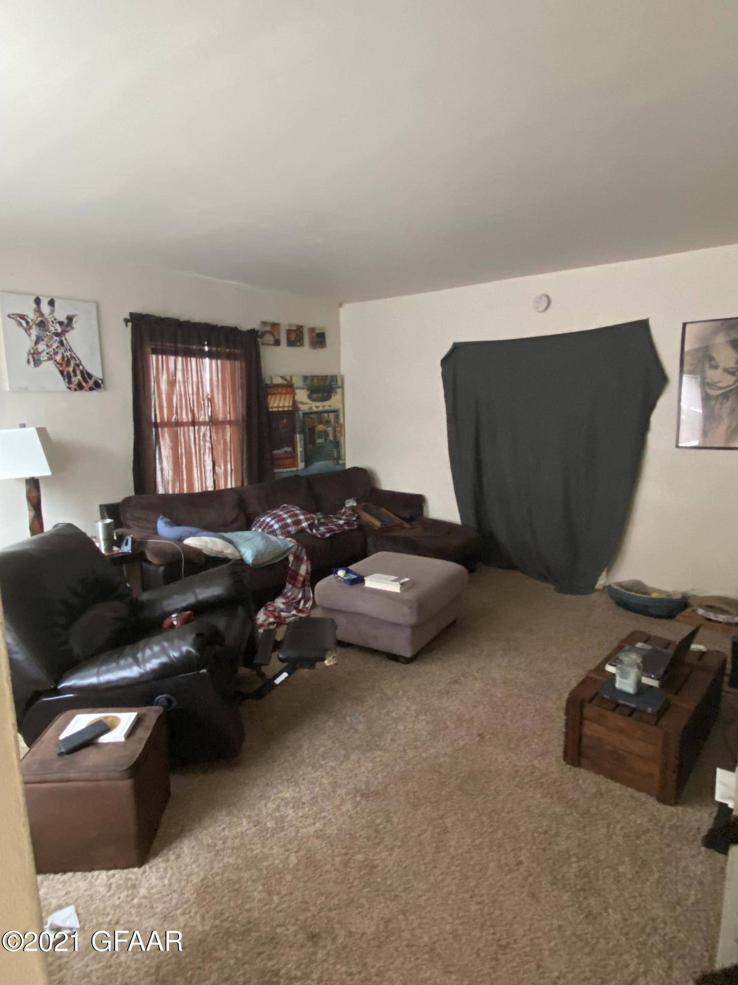 Grand Forks, ND 58203,519 N 6TH ST