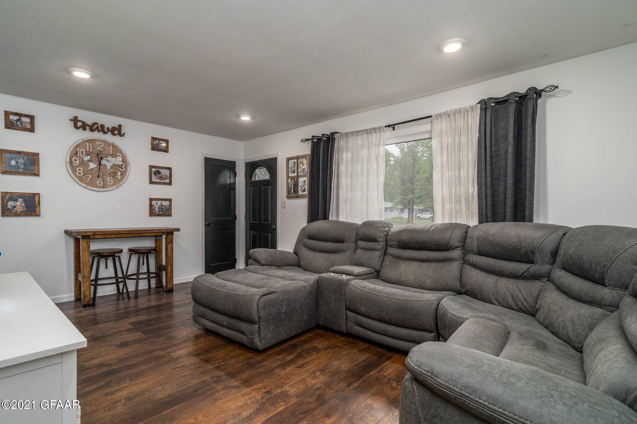 Grand Forks, ND 58201,2102 S 22ND ST