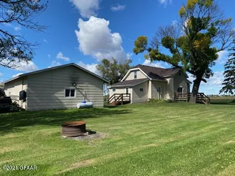 Reynolds, ND 58275,202 4TH AVE