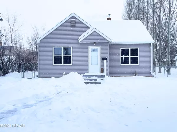 1230 HILL AVE, Grafton, ND 58237