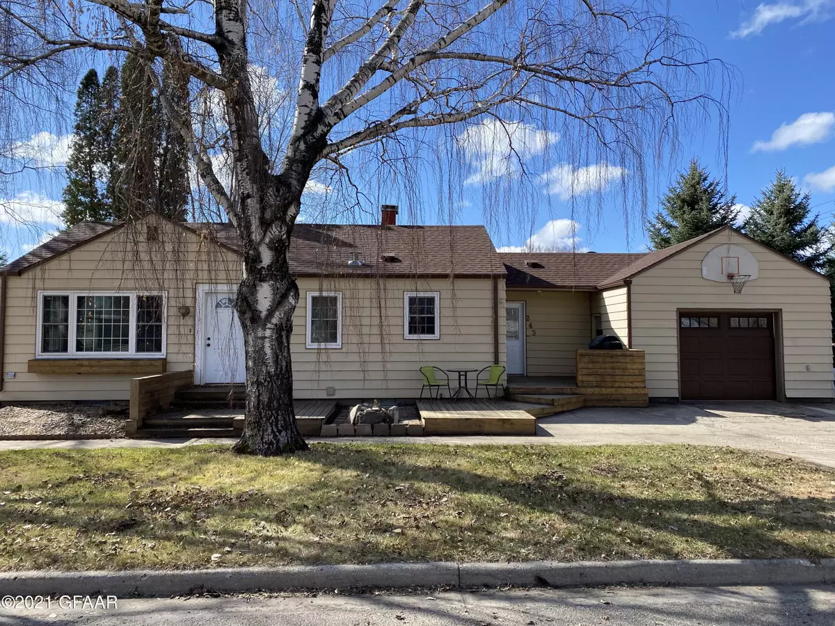 St Thomas, ND 58276,243 6TH AVE