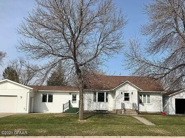 408 ORDWAY ST, Drayton, ND 58225