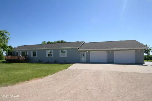 16831 3RD ST NE, Hillsboro, ND 58045