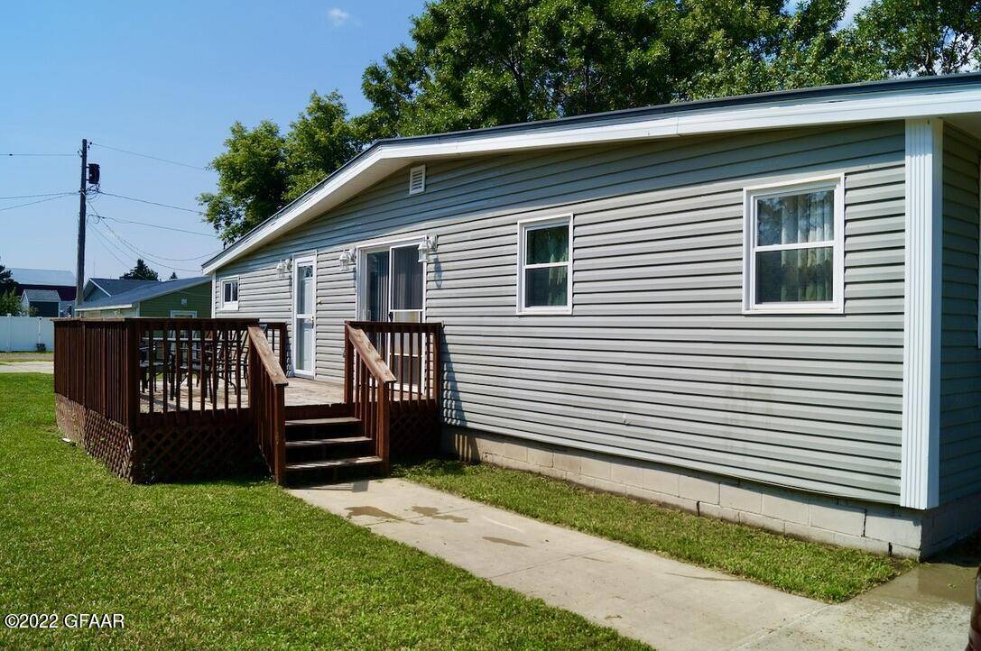 Devils Lake, ND 58301,712 5TH ST SE