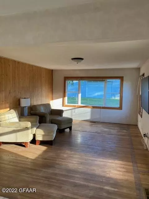 Emerado, ND 58228,902 25TH ST NE