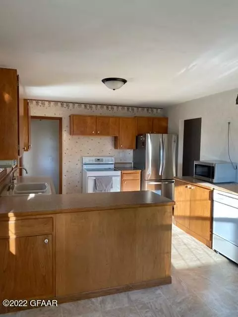 Emerado, ND 58228,902 25TH ST NE