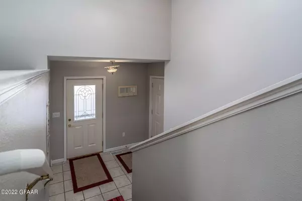 Grand Forks, ND 58203,5349 W PLUM DR