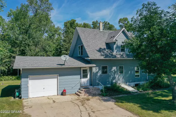 1929 44TH ST NE, Mccanna, ND 58251