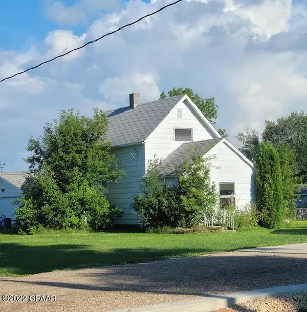 806 3RD AVE, Adams, ND 58210