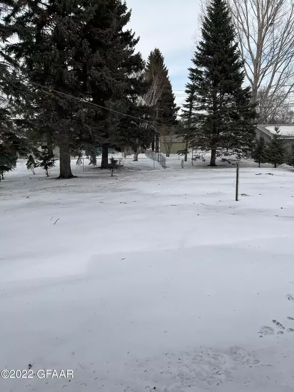 Grand Forks, ND 58203,3524 7TH AVE N