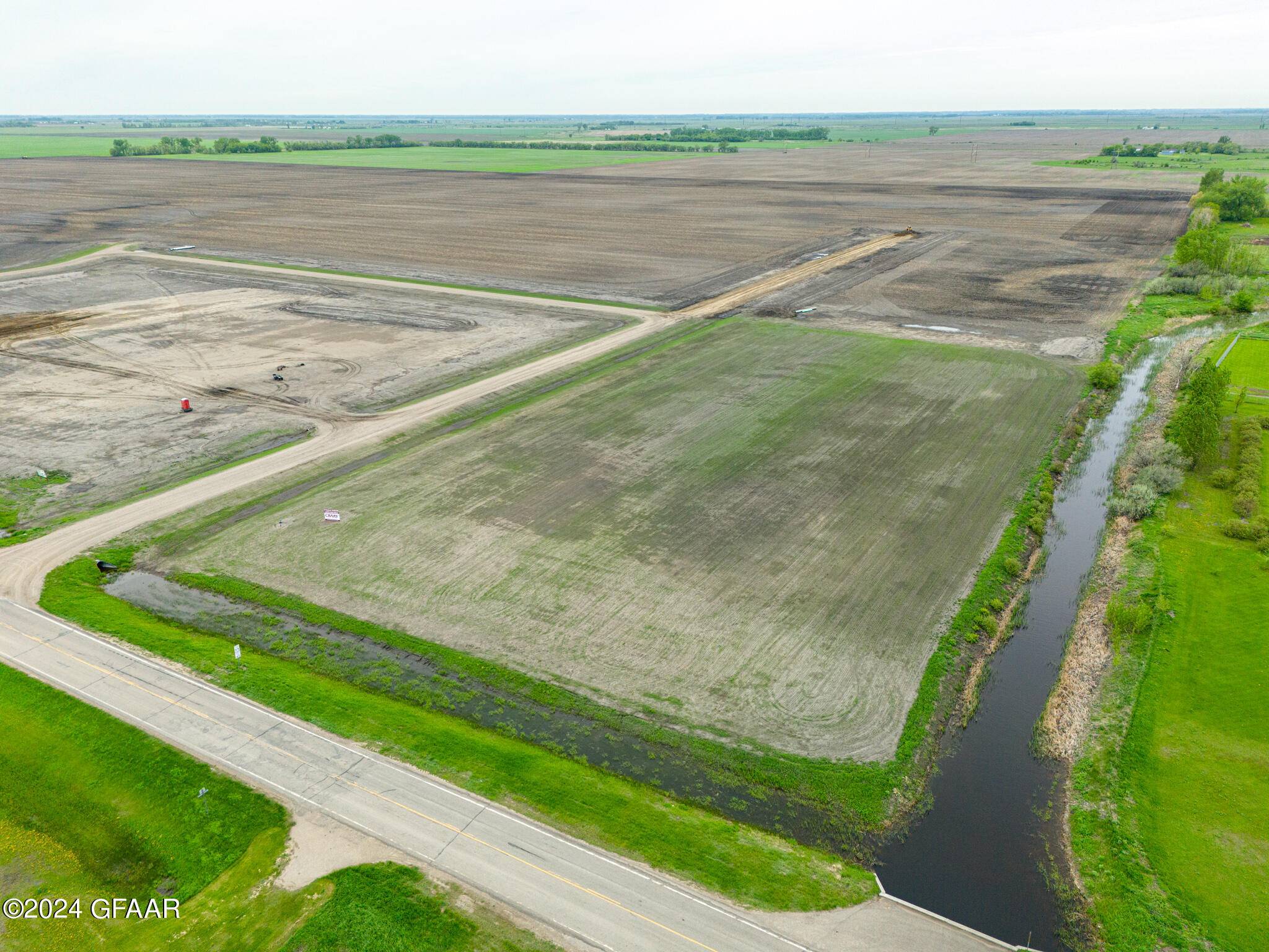 Grand Forks, ND 58201,L3, B2 TBD