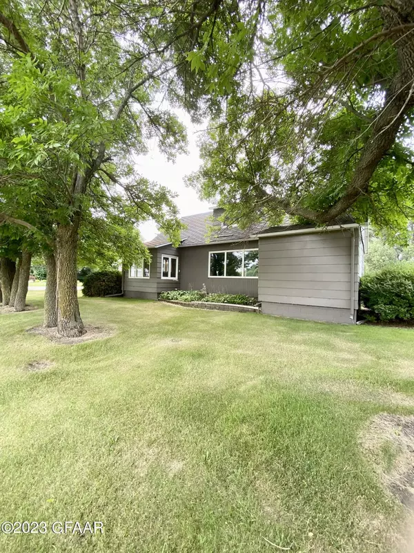 Osnabrock, ND 58269,412 BROADWAY