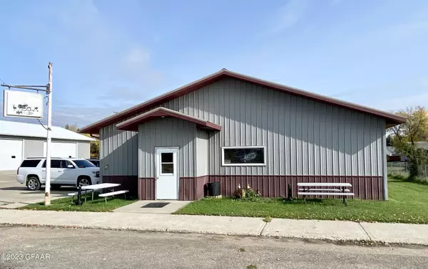 335 BROADWAY, Osnabrock, ND 58269