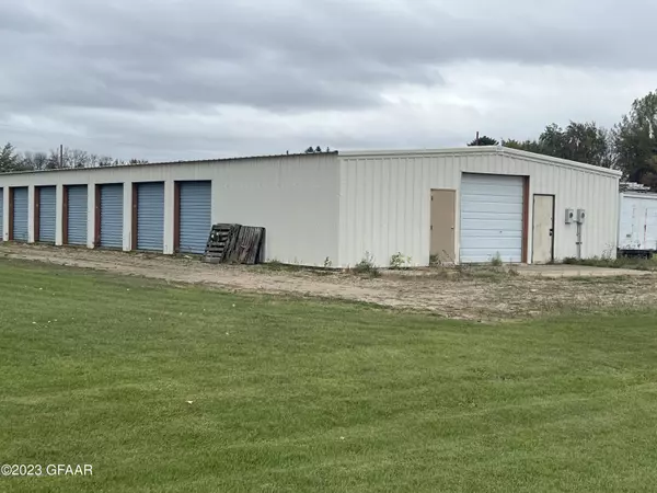 697 LEWIS AVE E, Larimore, ND 58251