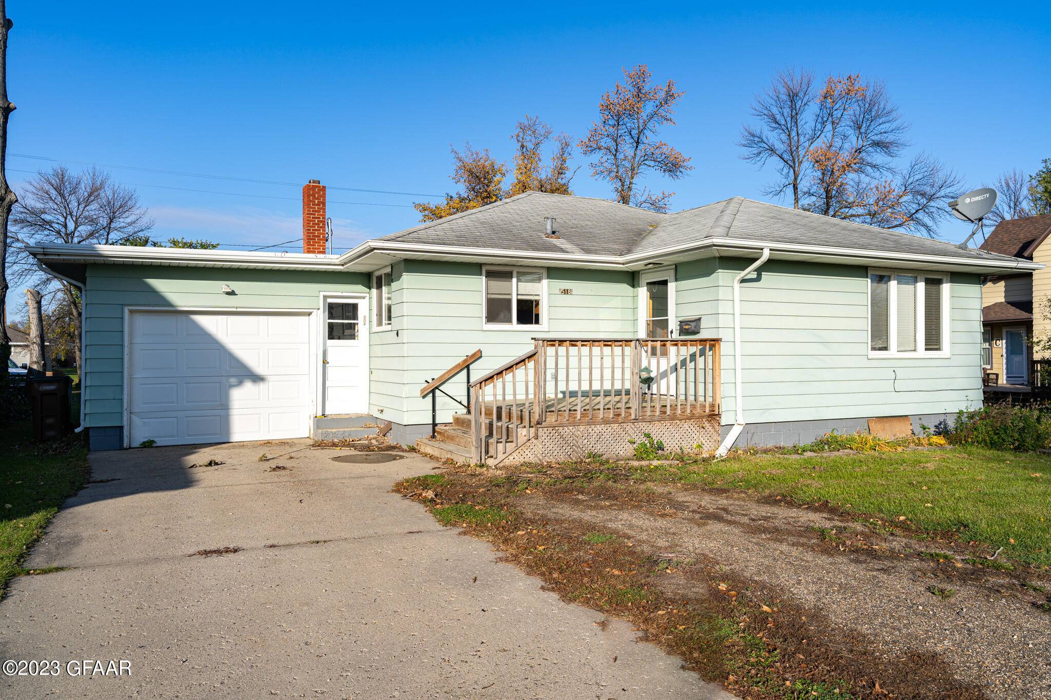 518 WASHINGTON AVE, Larimore, ND 58251