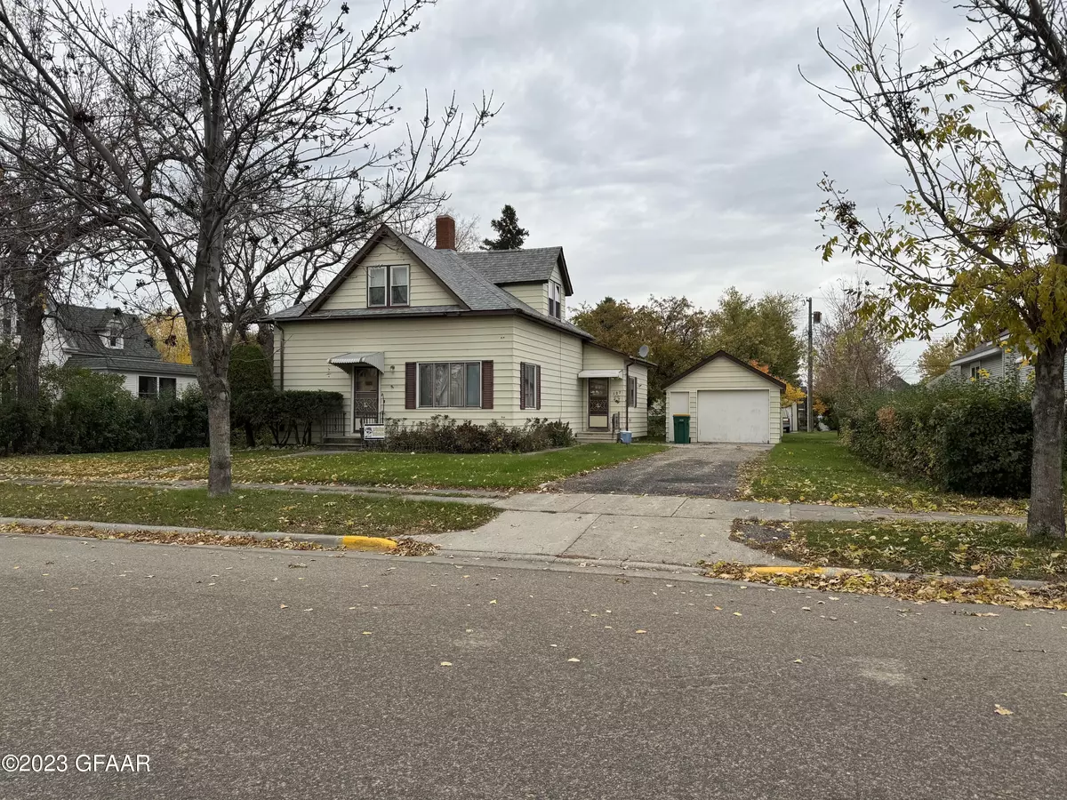 Argyle, MN 56713,307 W 3RD STREET